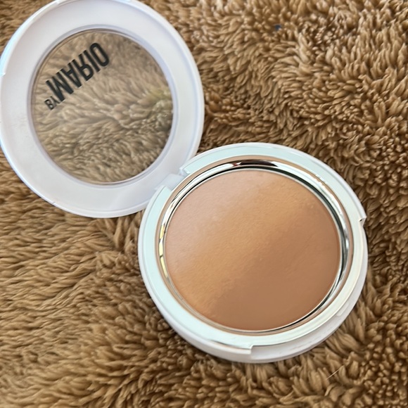 By Mario softsculpt skin perfector -Light Medium - Picture 2 of 3